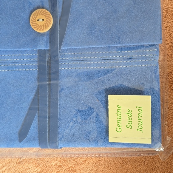 HANDSTITCHED BLUE SUEDE JOURNAL, SIZE 8" x 6", RETAIL PRICE $24.99US - Picture 15 of 16